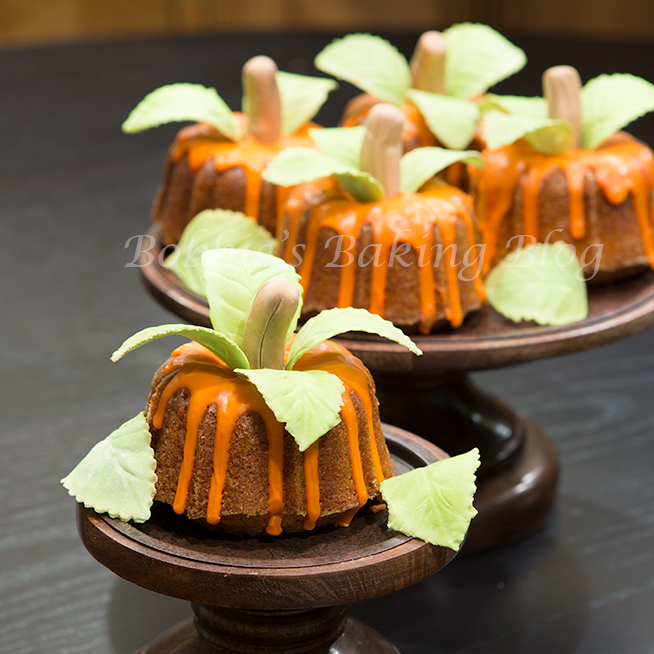 Pumpkin Mini Bundt Cakes Pumpkin Mini Bundt Cakes