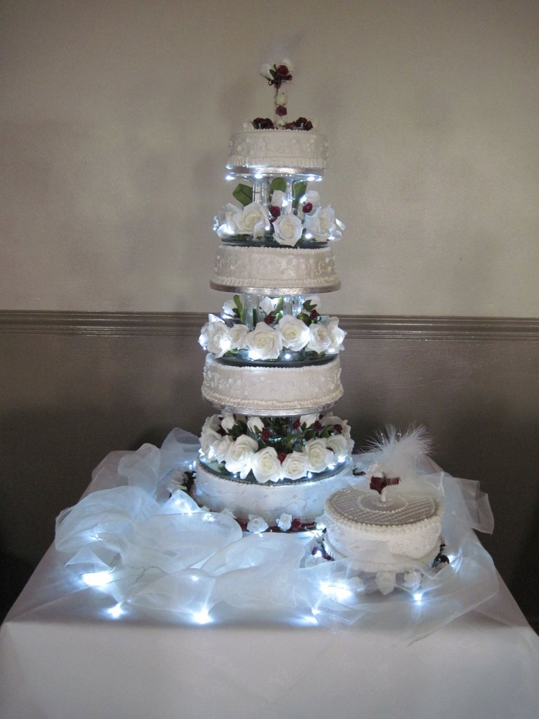 10 Wedding Cakes With White Leds Photo Cake Design Unique Wedding Cake With Lights
