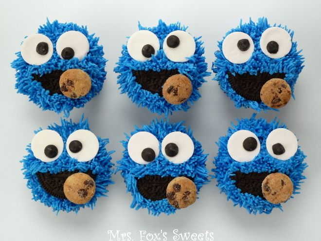 10 Cookie Monster Baby Shower Cupcakes Photo Cookie Monster