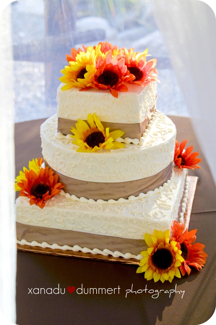 Fall Sunflower Wedding Cake Fall Sunflower Wedding Cake