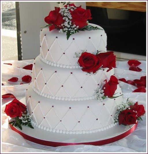 11 Red And White Wedding Cakes By Pinterest Photo Black And White