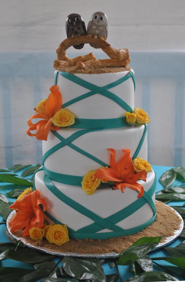 Tropical Flowers Wedding Cake Tropical Flowers Wedding Cake