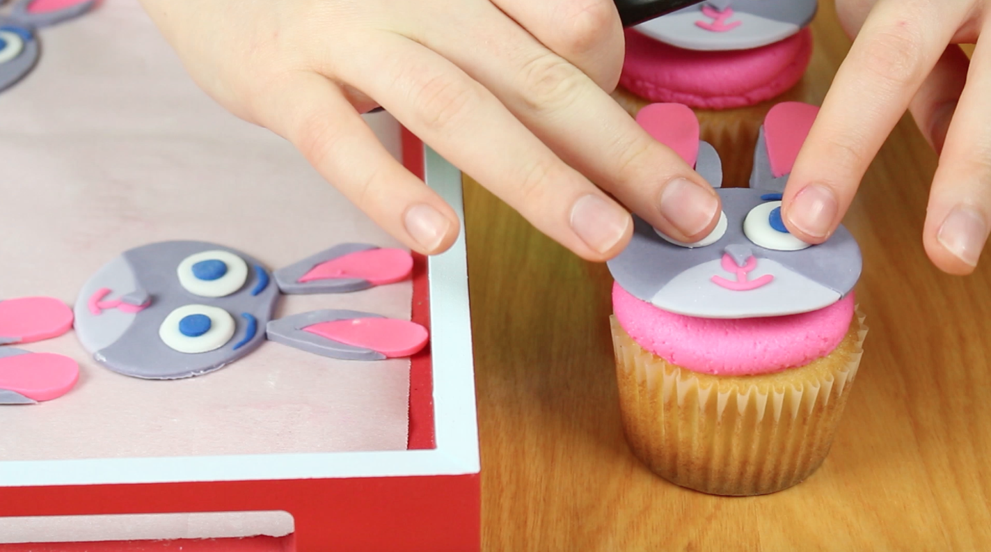 Judy Hopps Zootopia Cupcakes