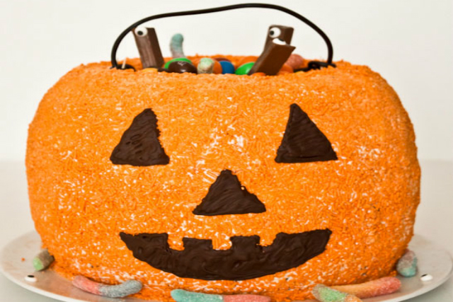 Pinata Pumpkin Cake Pinata Pumpkin Cake
