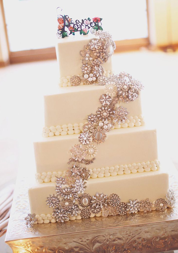 Vintage Glam Wedding Cake