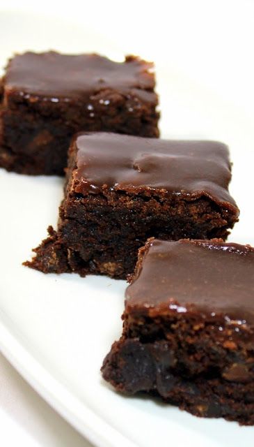 Moist Chocolate Brownies