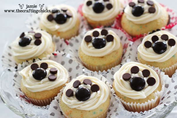 12 Dog Themed Cupcakes Idea Photo Dog Themed Cupcakes Puppy Dog