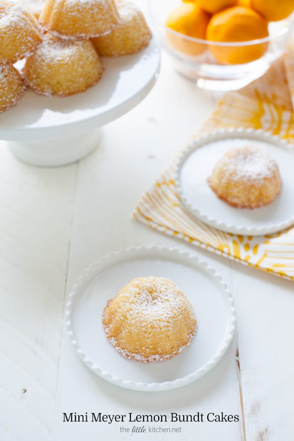 Lemon Mini Bundt Cakes Lemon Mini Bundt Cakes