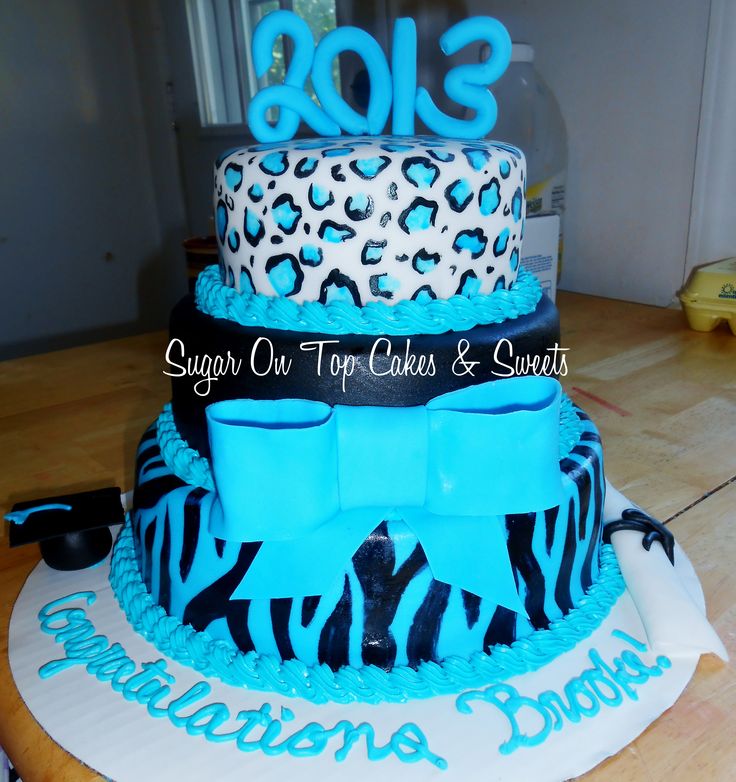 Cheetah Print Graduation Cake Cheetah Print Graduation Cake