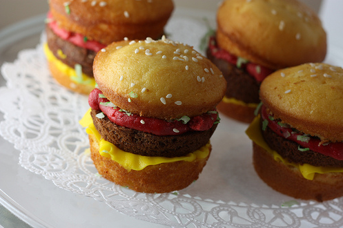 Slider Hamburger Cupcakes