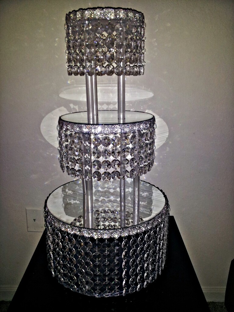 11 crystal cake stands