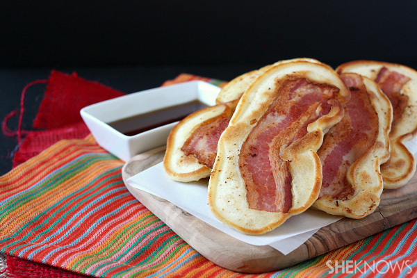 10 Photos of Bacon Dipped Pancakes 10 Photos of Bacon Dipped Pancakes