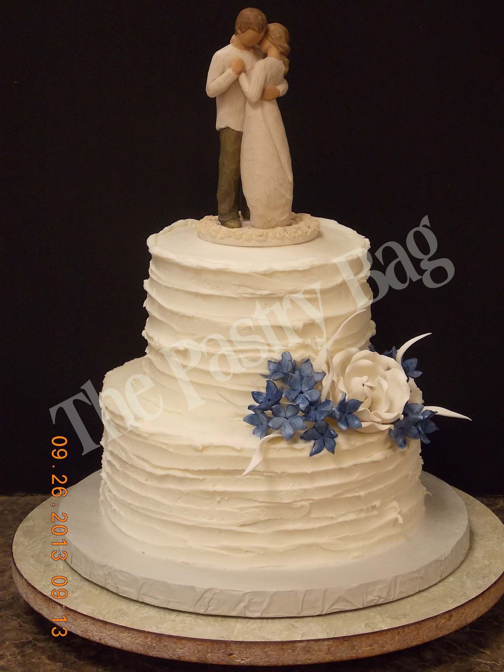9 Rough Textured Wedding Cakes With Bling Photo Vintage Wedding Cake