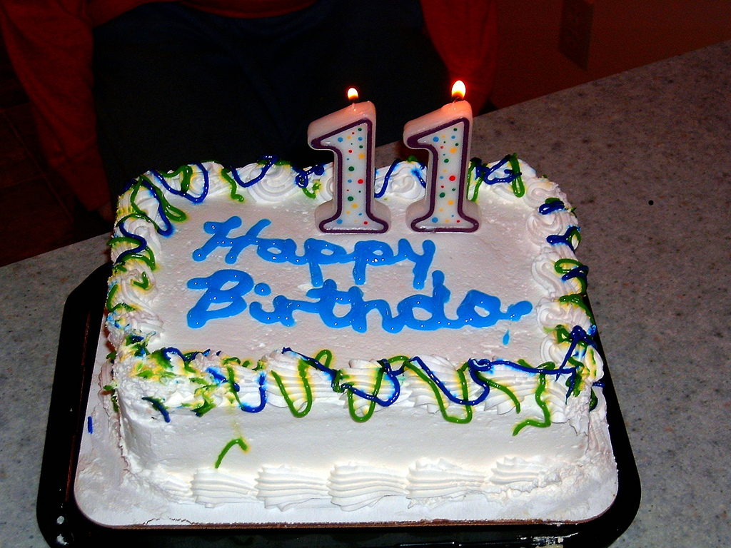 13th birthday. С днем рождения 11. Торт 11 лет Happy Birthday 11. 11th Birthday. Crazy Birthday Cake.
