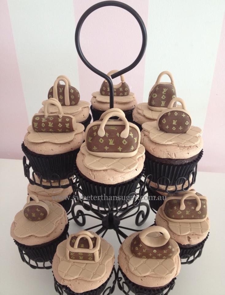 ひどい Birthday Louis Vuitton Cupcakes - さととめ