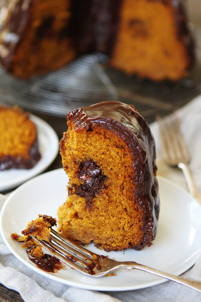 Pumpkin Bundt Cake with Chocolate Ganache Pumpkin Bundt Cake with Chocolate Ganache