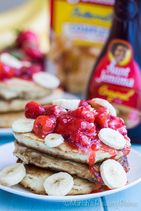 Banana Pancakes with Strawberries Banana Pancakes with Strawberries