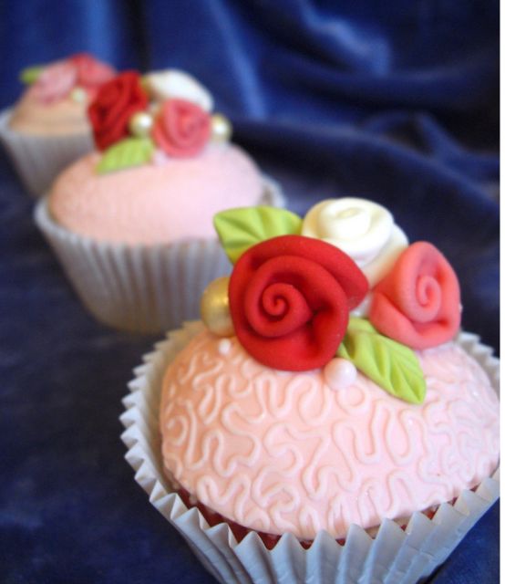 Happy Mother's Day with Cupcakes