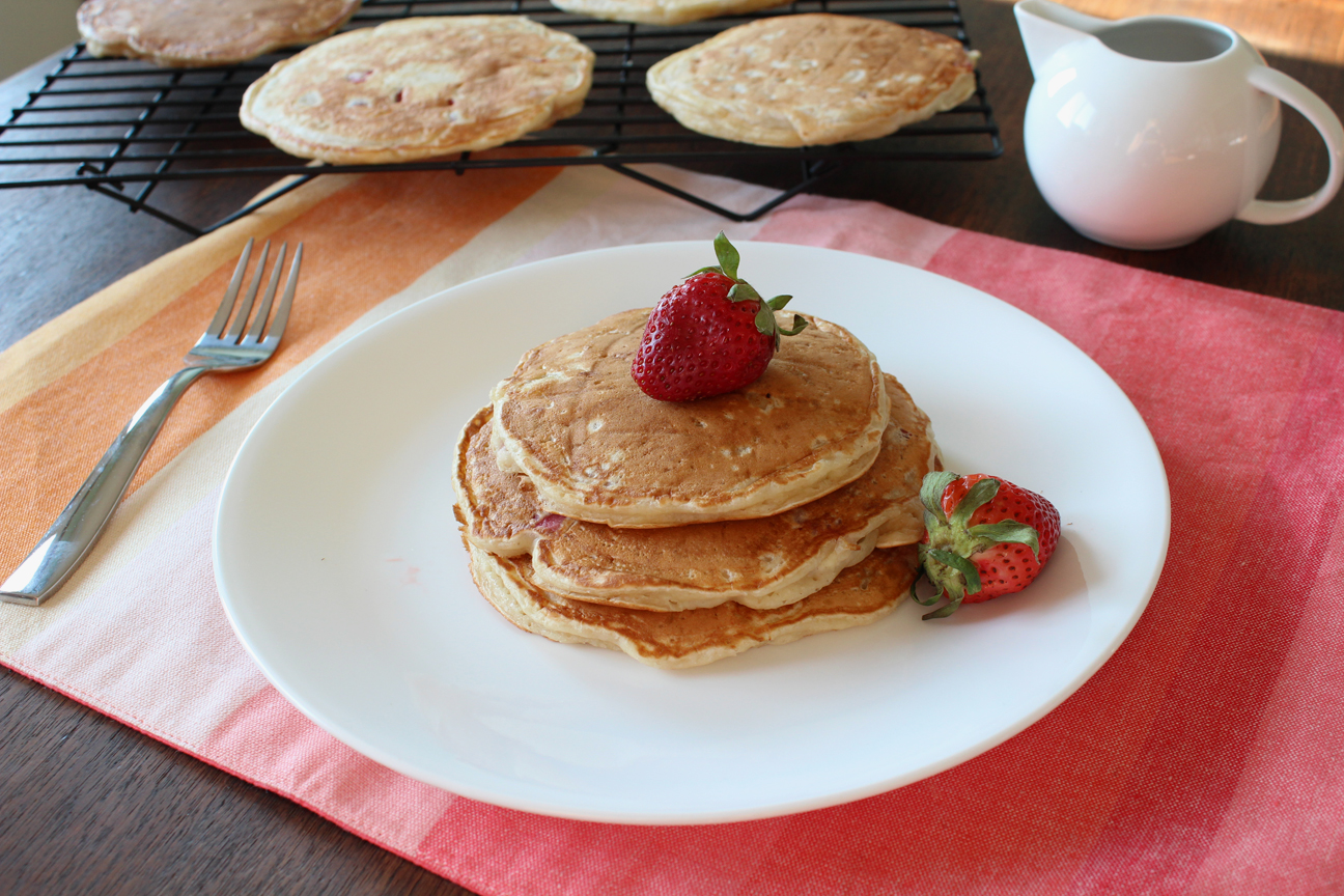 Strawberry Banana Pancakes Strawberry Banana Pancakes