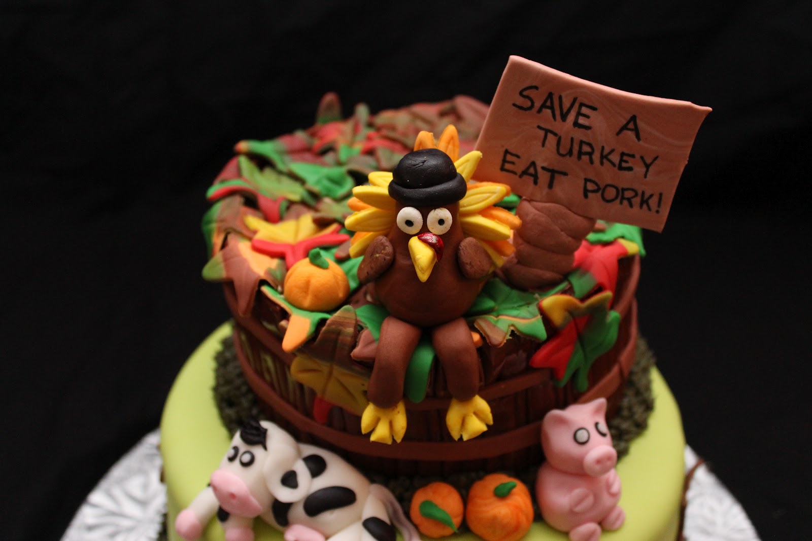 Thanksgiving Themed Cake