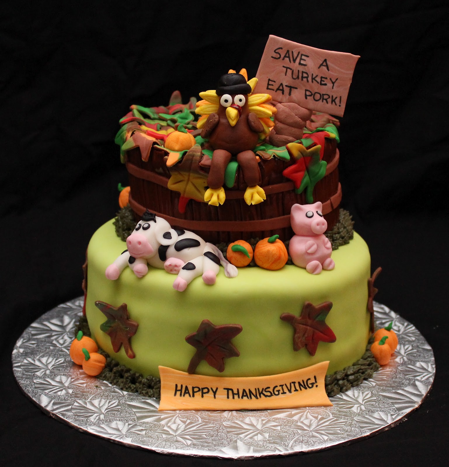 Thanksgiving Themed Cake