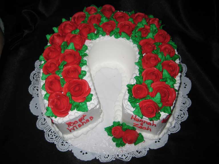 Kentucky Derby Horseshoe Cake Kentucky Derby Horseshoe Cake