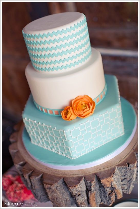 7 turquoise cakes wedding