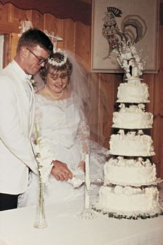 1960s Wedding Cake
