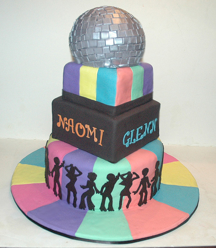 70s Themed Wedding Cakes