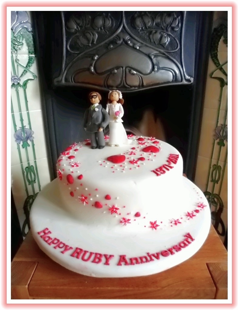70s Wedding Cake