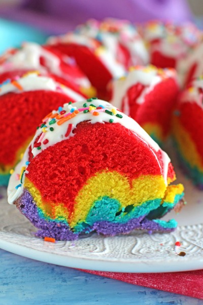 Rainbow Bundt Cake Rainbow Bundt Cake