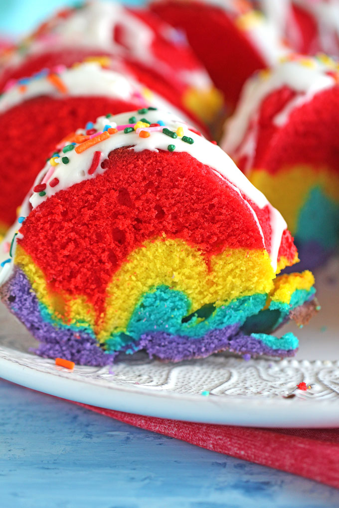 Rainbow Bundt Cake Rainbow Bundt Cake