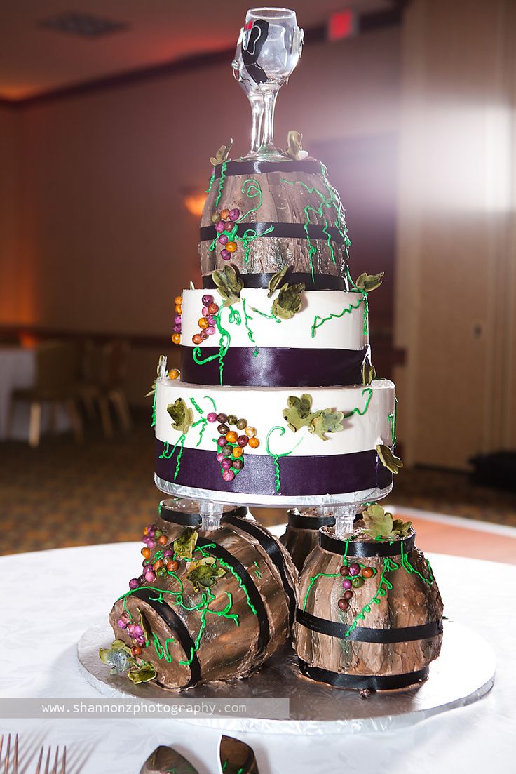 Wine Theme Wedding Cake Wine Theme Wedding Cake