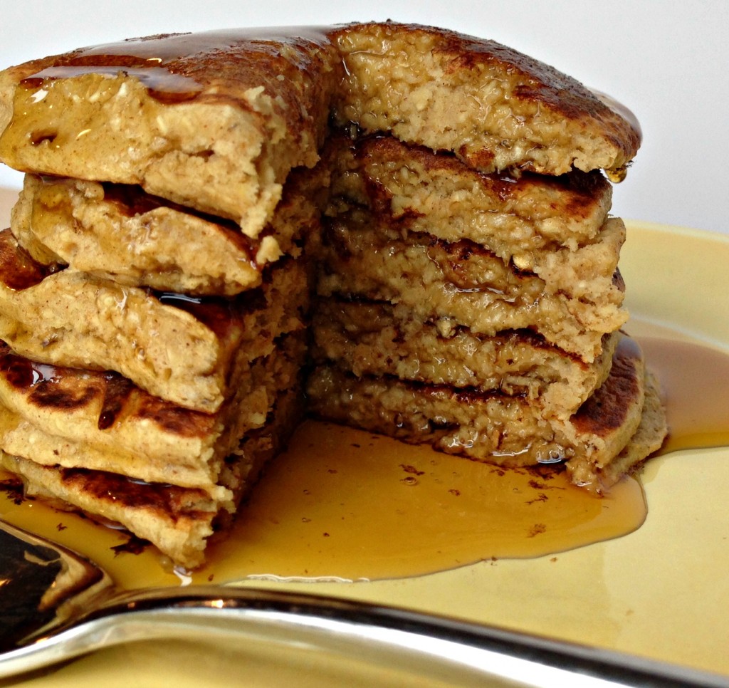 Banana Oatmeal Pancakes Banana Oatmeal Pancakes