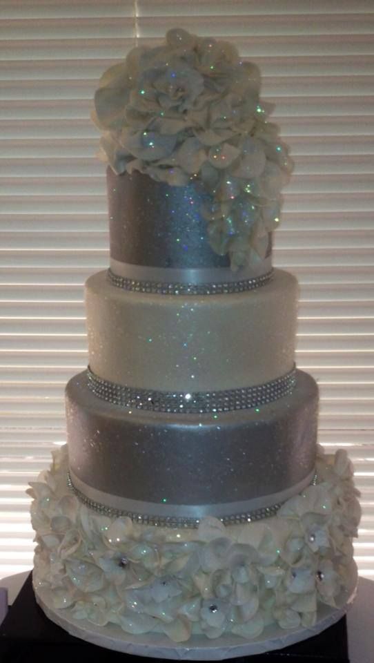 Silver Glitter Wedding Cake Silver Glitter Wedding Cake