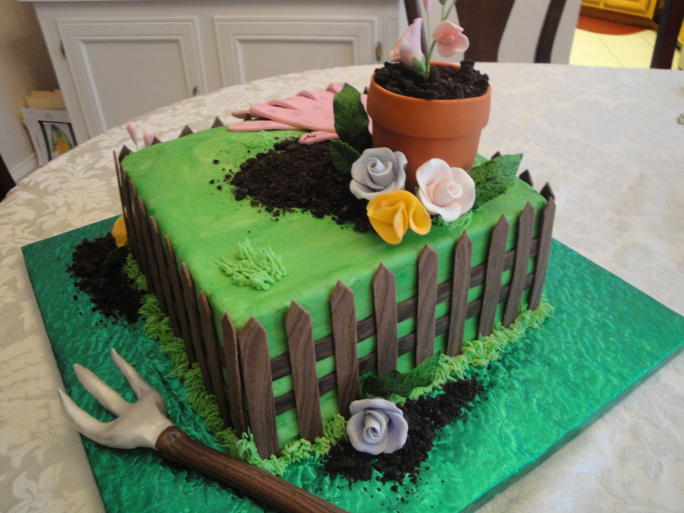 10 With Cakes And Decorations Garden Home Photo Garden Cake