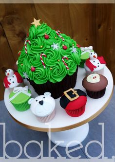 Christmas Tree Giant Cupcake Cake