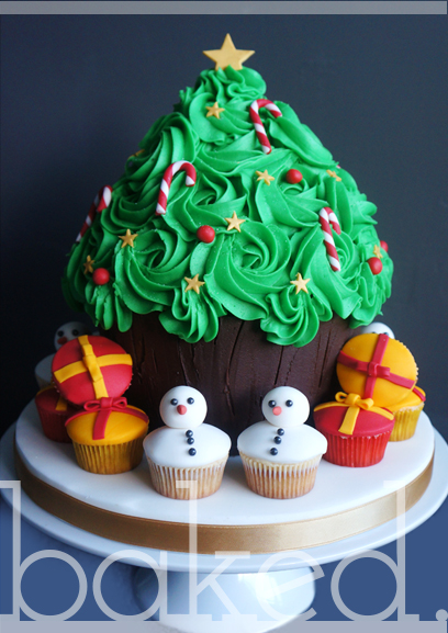 Christmas Tree Giant Cupcake Cake