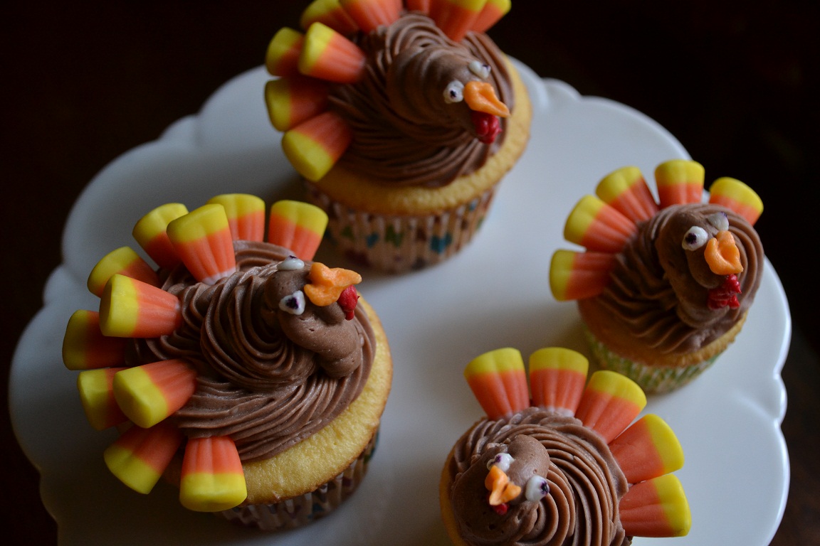 Easy Thanksgiving Turkey Cupcakes Easy Thanksgiving Turkey Cupcakes
