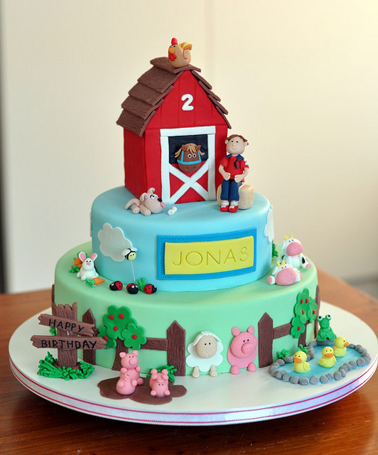 Farmyard Birthday Cake Farmyard Birthday Cake
