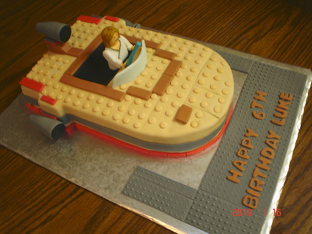 LEGO Star Wars Birthday Cake Ideas LEGO Star Wars Birthday Cake Ideas