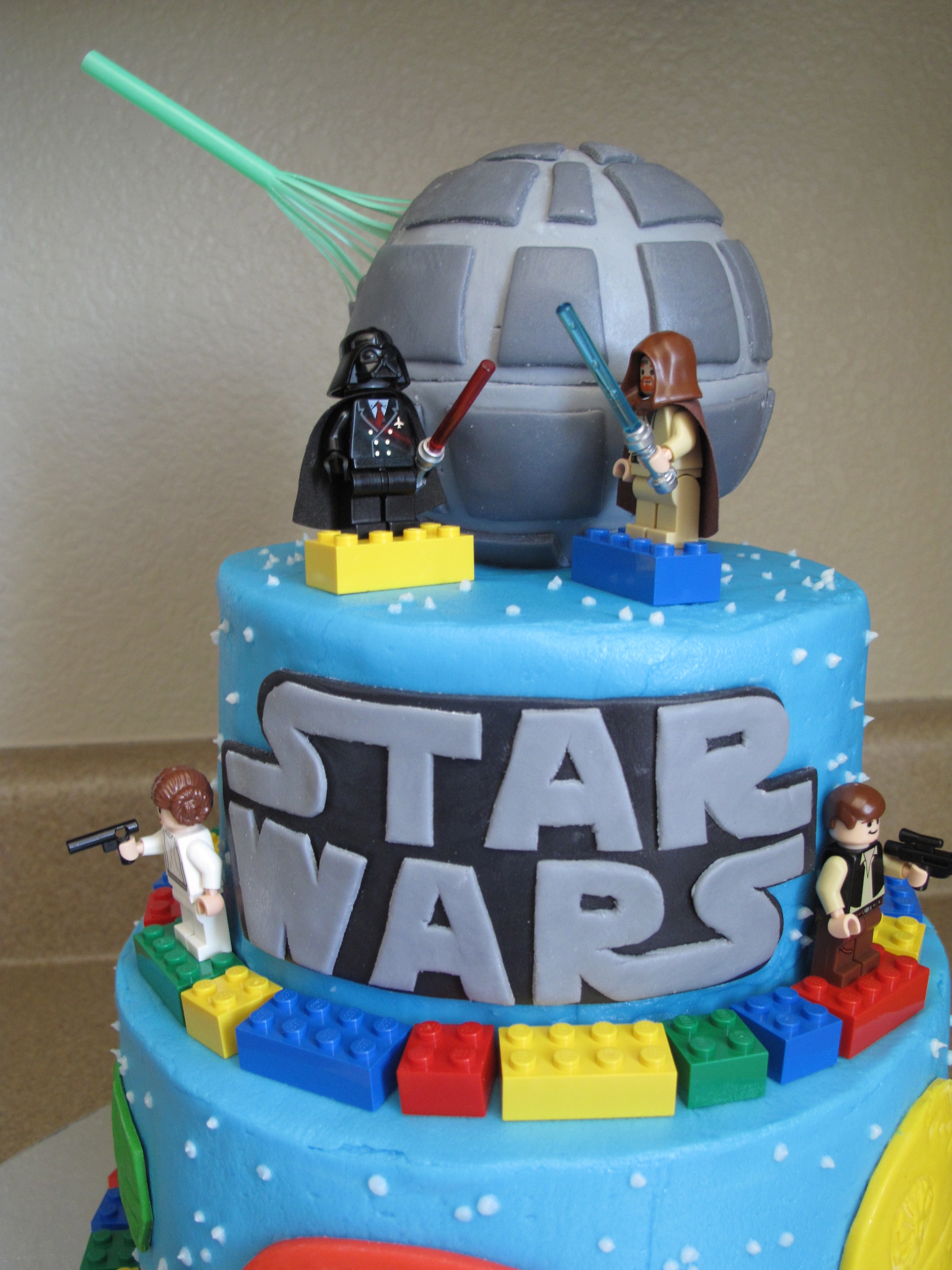 LEGO Star Wars Birthday Cake LEGO Star Wars Birthday Cake