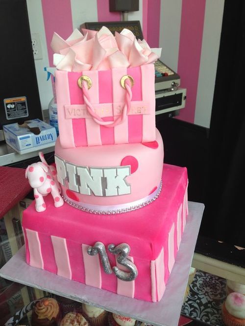 Victoria Secret Pink Birthday Cake Victoria Secret Pink Birthday Cake