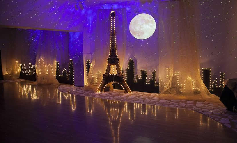 10 Prom Night In A Paris Themed Cakes Photo Theme Night In Paris Party Theme Ideas