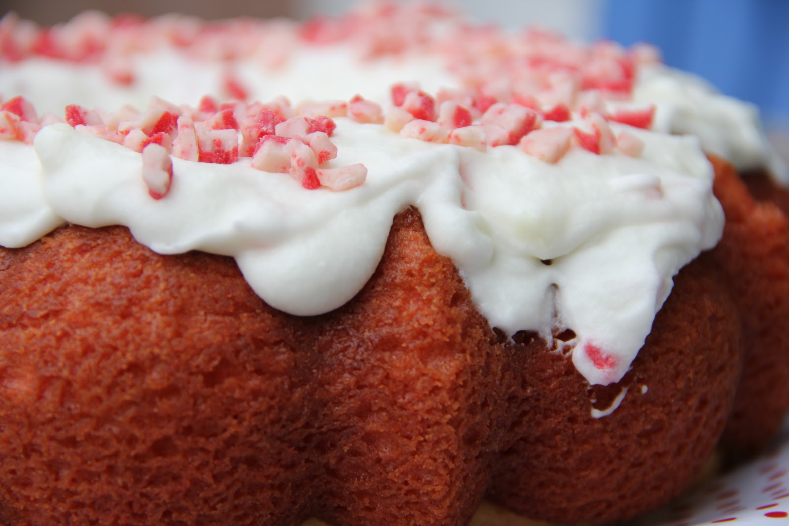 Christmas Candy Cane Bundt Cake Christmas Candy Cane Bundt Cake