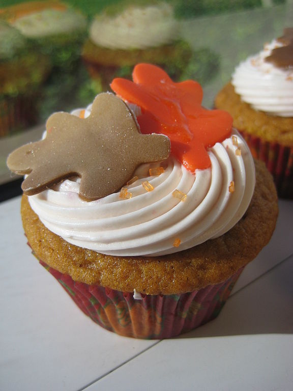 Thanksgiving Fondant Cupcake Thanksgiving Fondant Cupcake