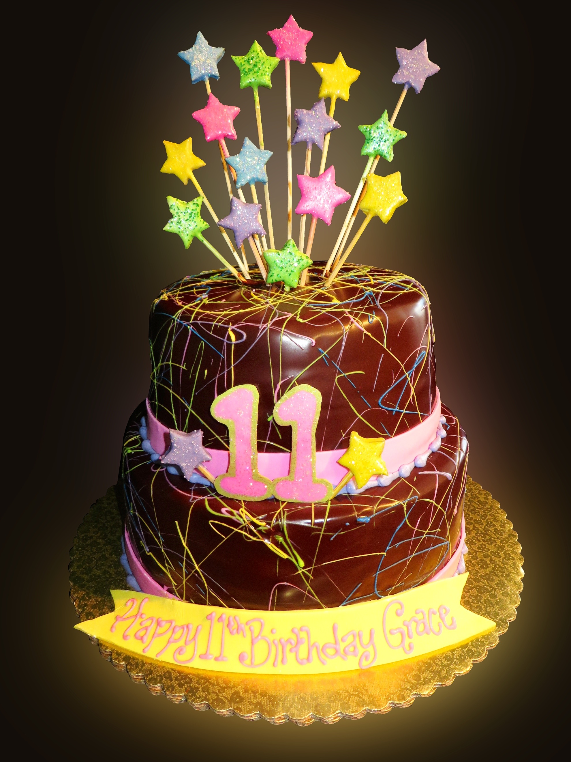 Красивые торты 11 лет. Тортик с днем рождения. Тортики на день рождения 12 лет. Торт на день рождения 10 лет. Тортик на 12 лет для девочки.