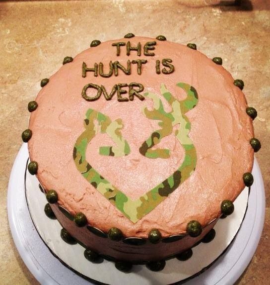 Camo Grooms Wedding Cake