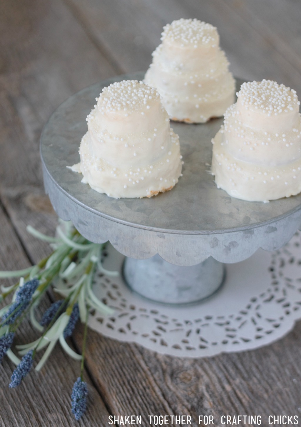 No-Bake Mini Wedding Cakes No-Bake Mini Wedding Cakes