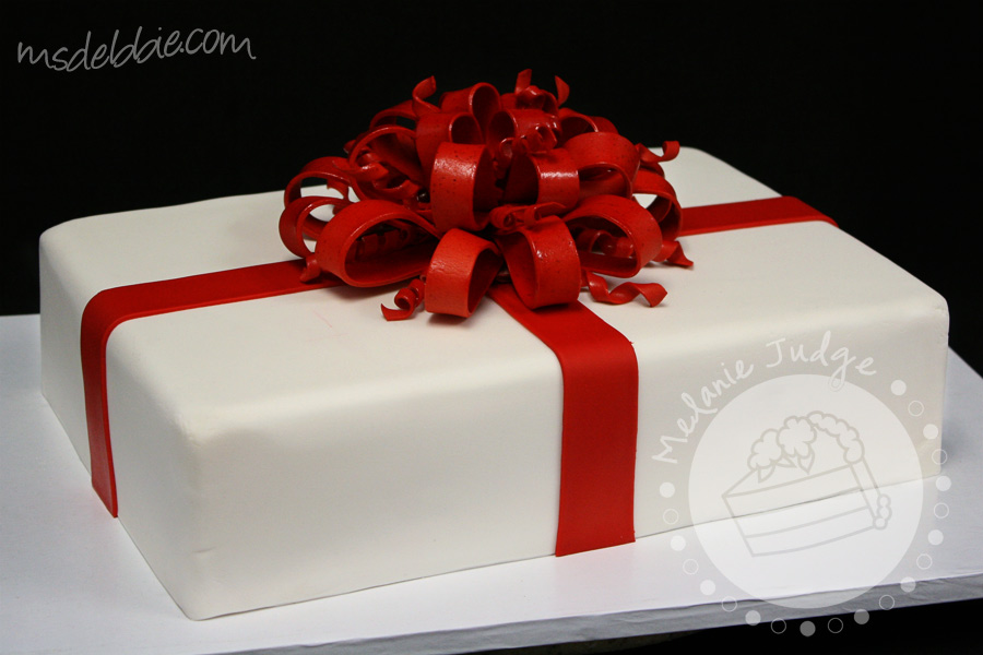 Christmas Cake with Bow Christmas Cake with Bow